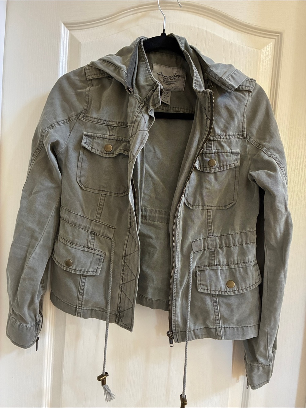 PERFECTLY NOSTALGIC VINTAGE AMERICAN RAG BRAND Sage Utility Jacket with Hood